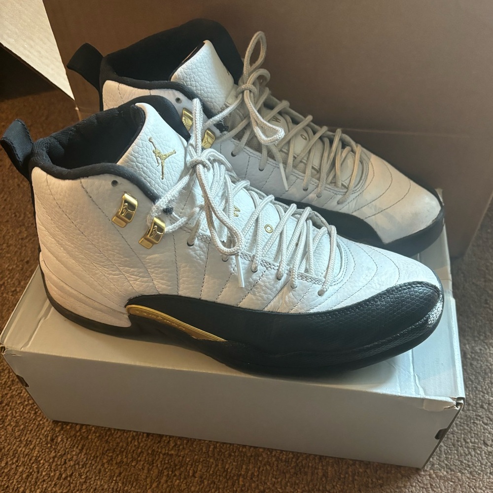 Air Jordan Retro 12 “Royalty”